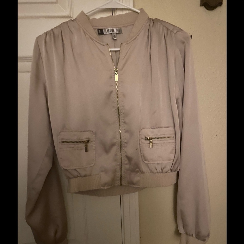 Cropped satin Jacket beige Sz small